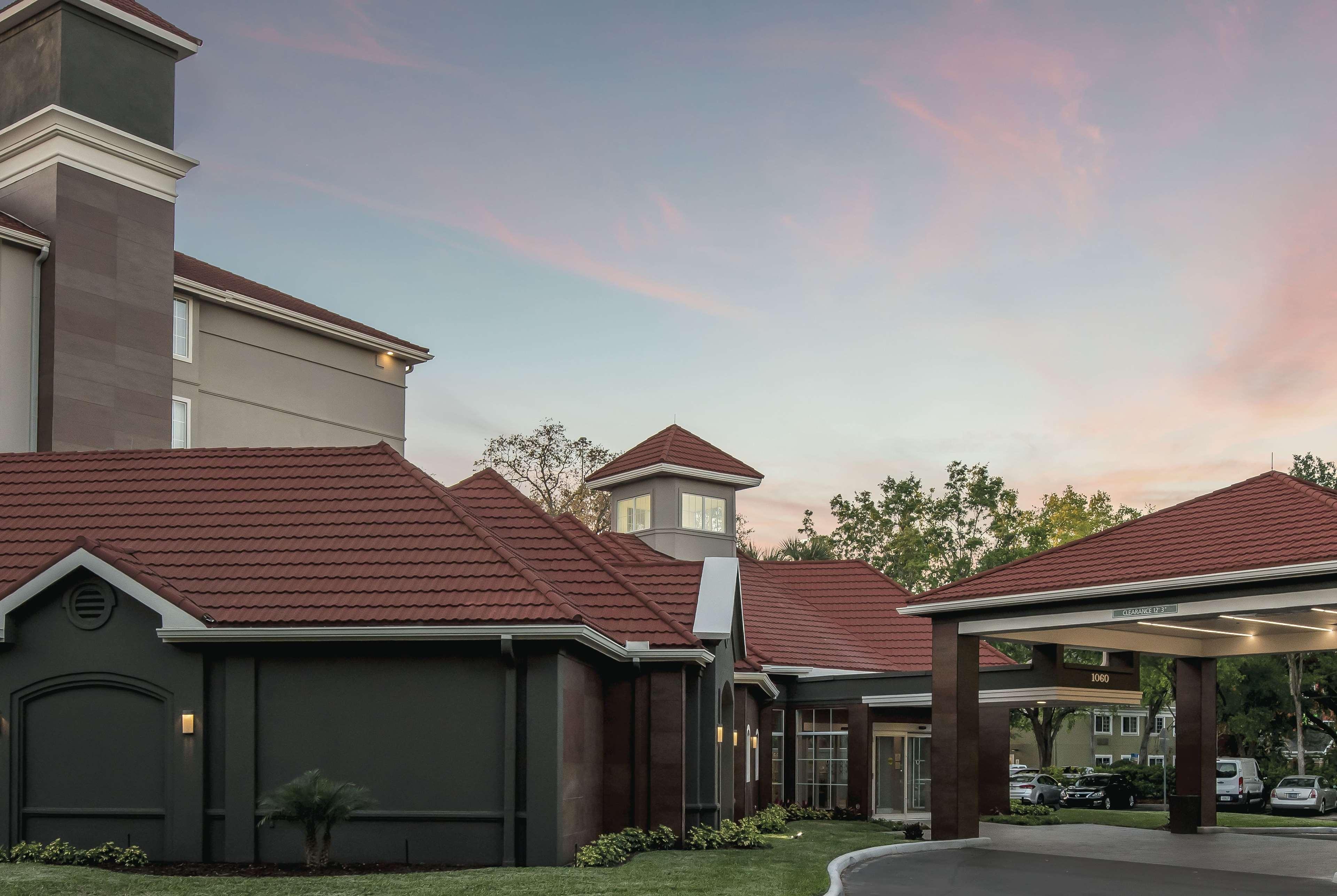 La Quinta By Wyndham Orlando Лейк Мери Екстериор снимка