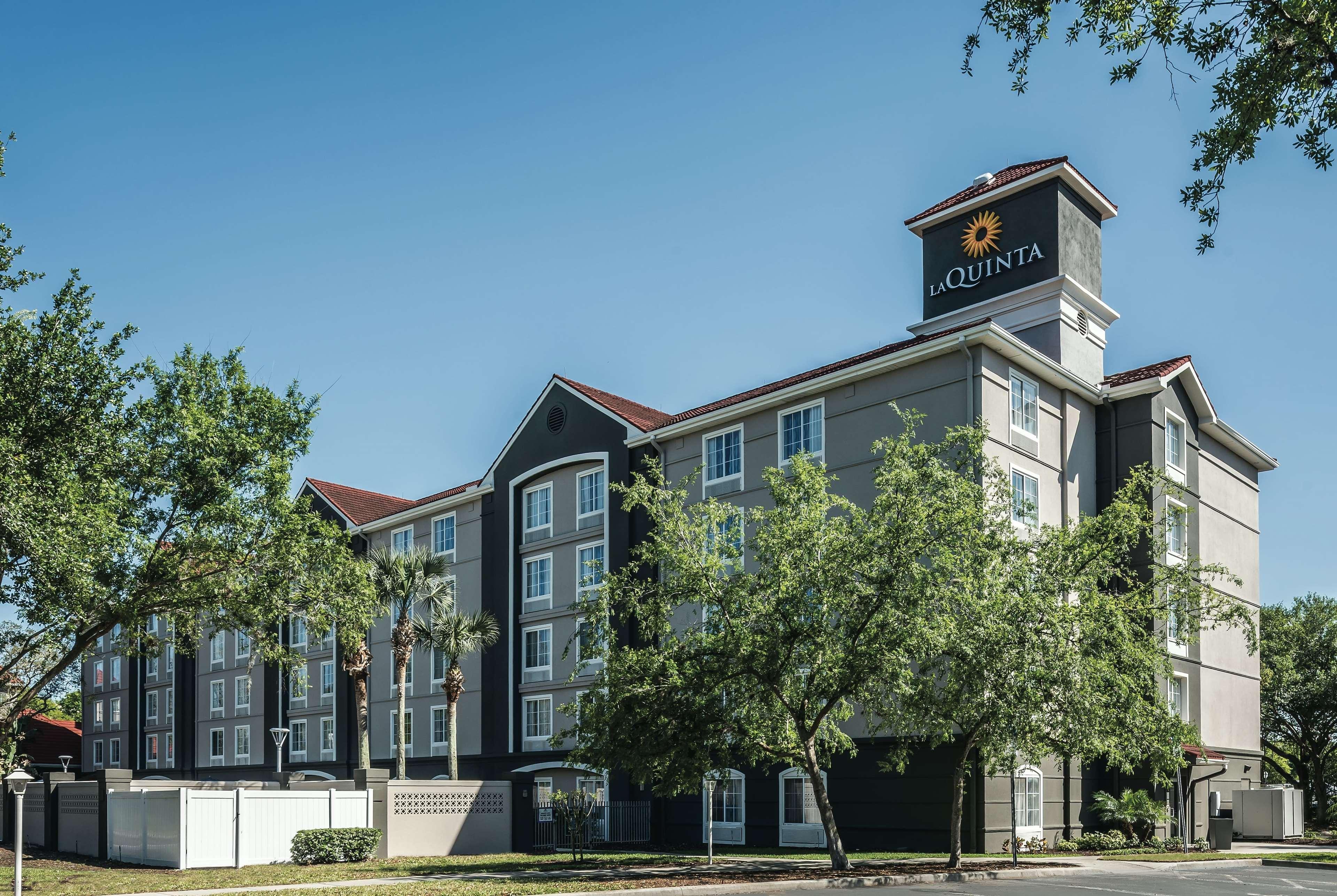 La Quinta By Wyndham Orlando Лейк Мери Екстериор снимка